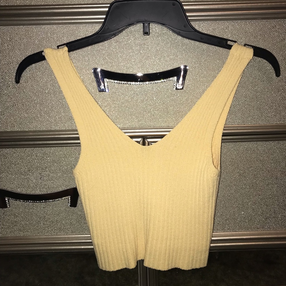 Yellow Knit Tank Top !